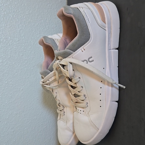 On Running Cloud The Roger Cloudtec Running Shoes White Leather Sneakers Size 10 - Picture 4 of 14